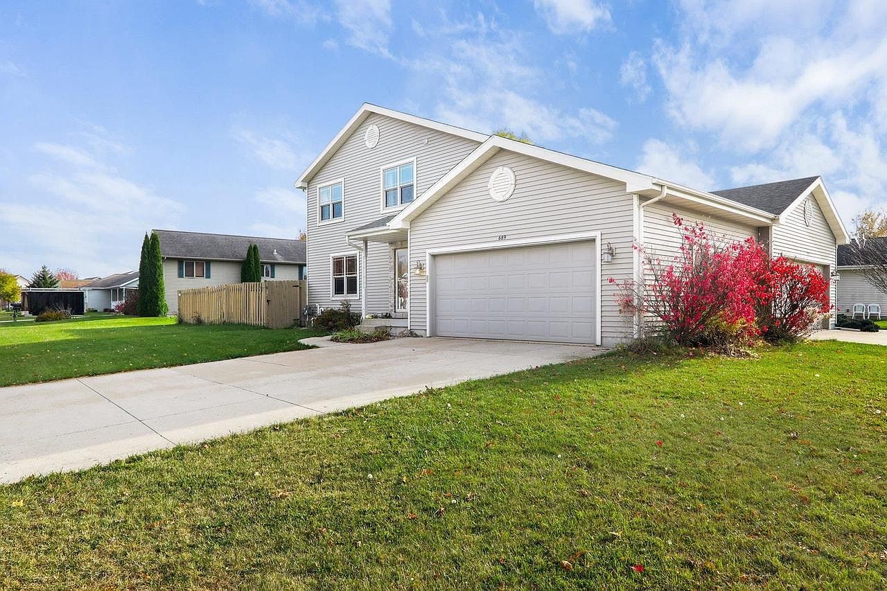 689 Stonehaven Dr, Sun Prairie, WI 53590 Zillow
