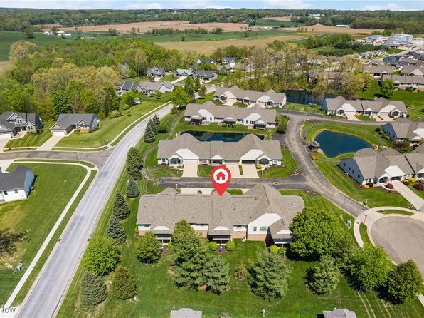 806 Beverly Ave, Canal Fulton, OH 44614