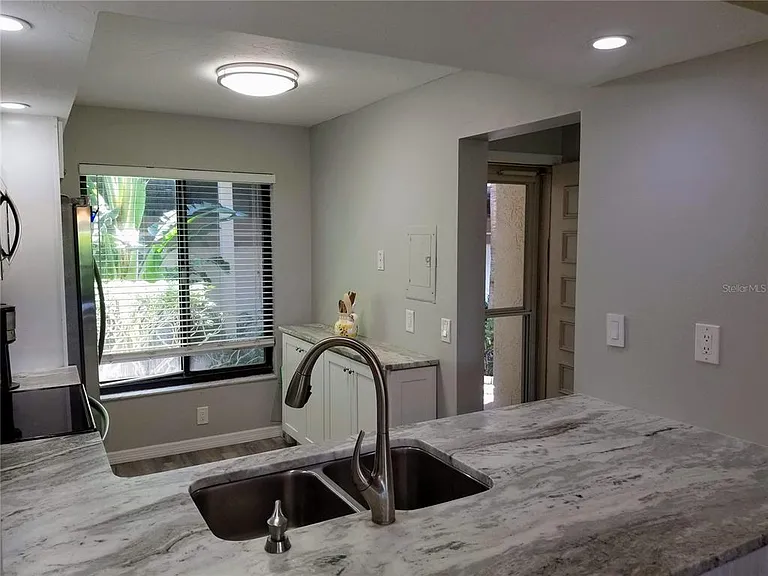 6219 Palma Del Mar Blvd S #112 — Photo 10