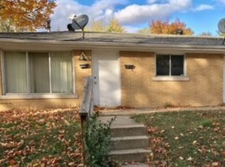 1527 E Cornell 1527 1/2 E Cornell, Springfield, IL 62703