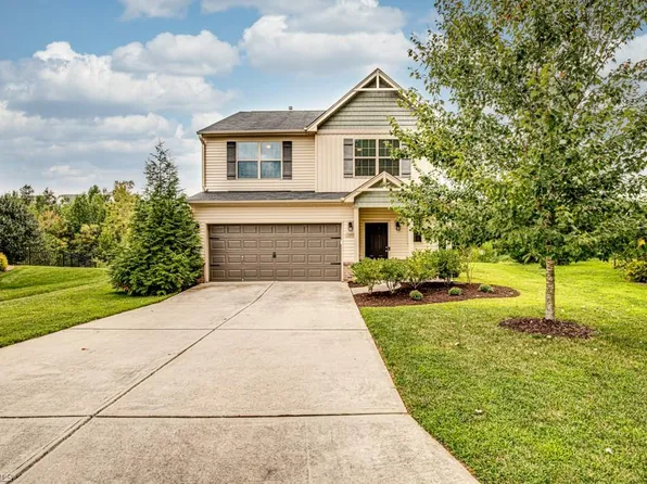 3884 Crestwell Cove Ct, Winston Salem, NC 27103