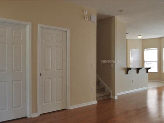 2nd image of 1011 E Mohawk Ave