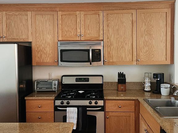 3rd image of 318 City Center Drive