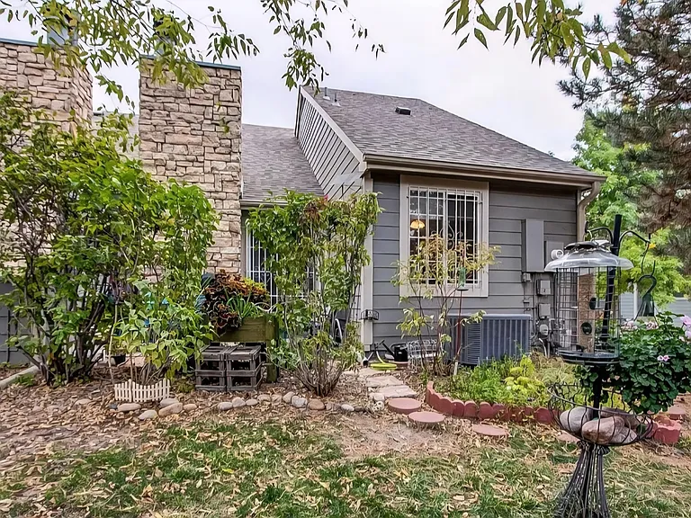 13657 E Evans Ave — Photo 32