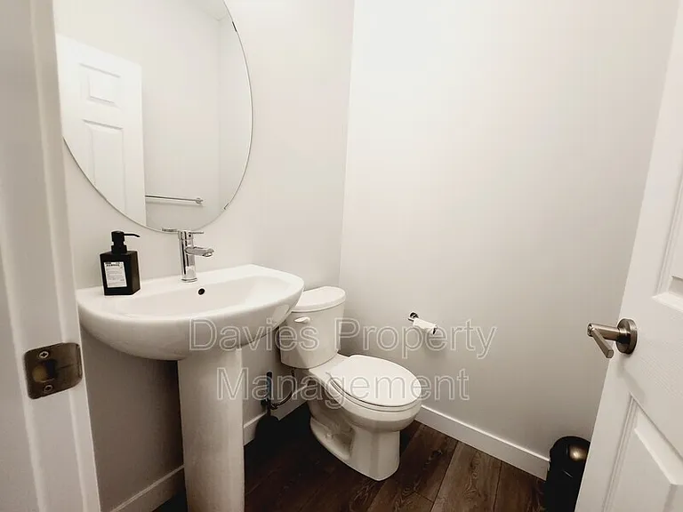 804 Welsh Dr SW #160 — Photo 6