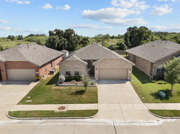 1201 Presidio Dr, Weatherford, TX 76087