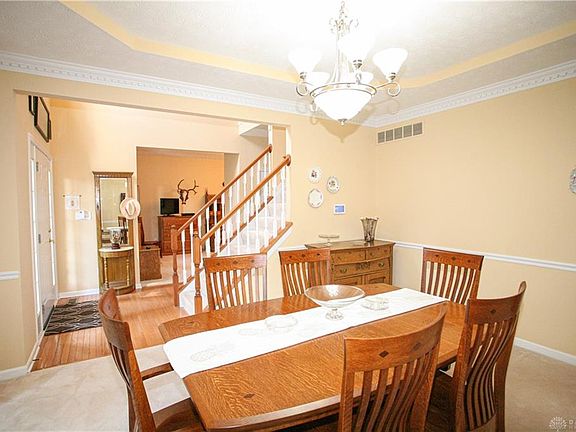 5th image of 2120 Belleville Ln