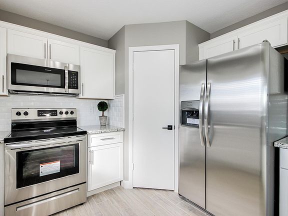 3rd image of 12505 W Willow Ave