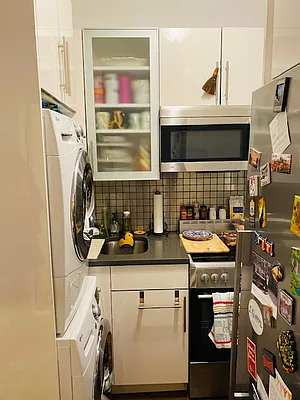 Rented by Bank Neary | media 31