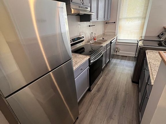 2nd image of 710 Chimborazo Blvd APT A