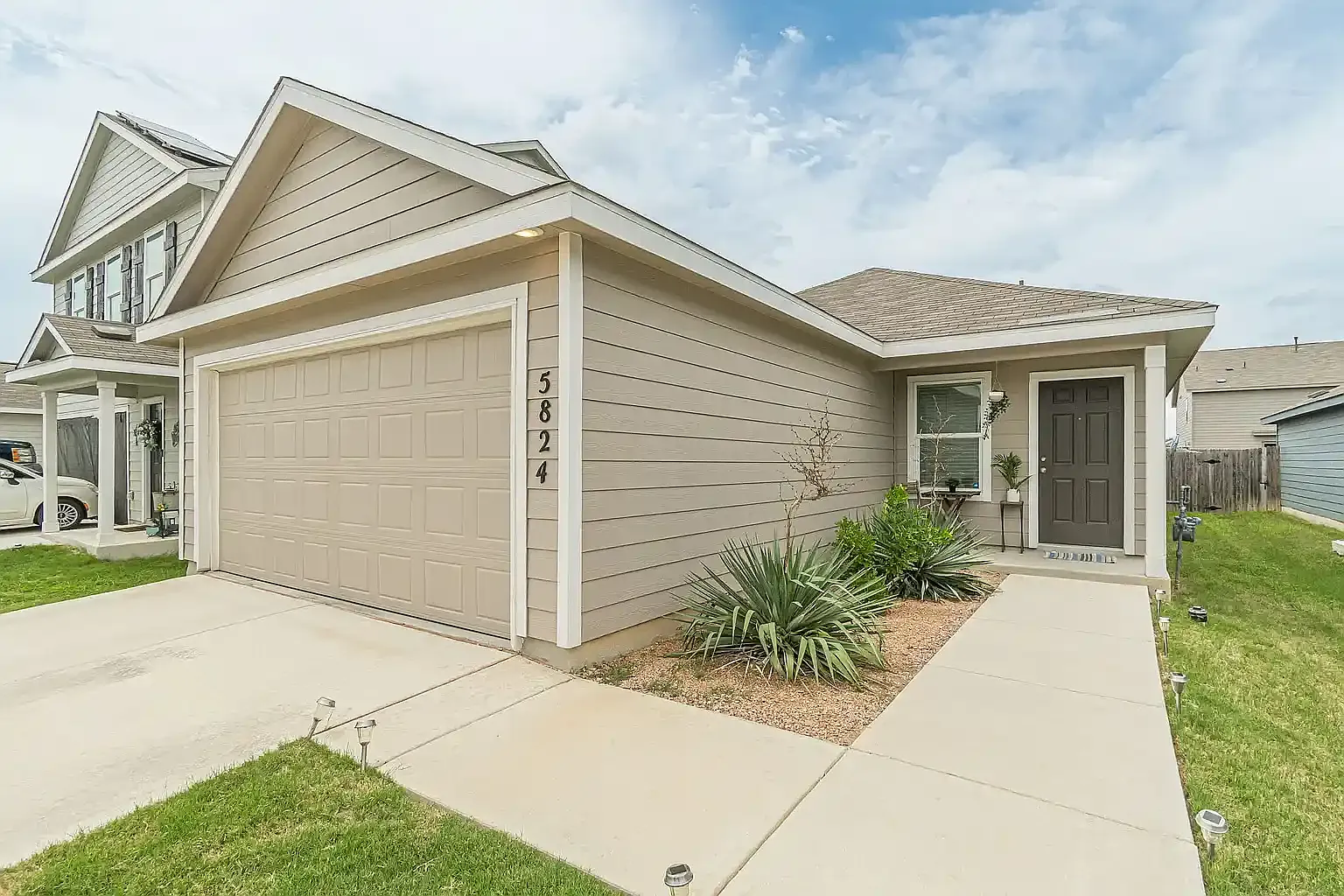 3 bed, 1440 sqft, $1,695 — Photo 1
