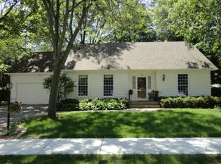 104 13th St, Baraboo, WI 53913