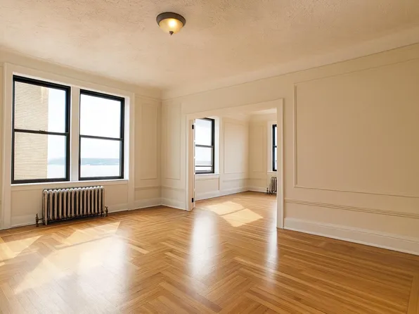 150 Haven Avenue image 1 of 16