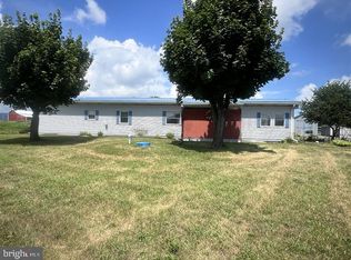 7725 Roxbury Rd, Shippensburg, PA 17257