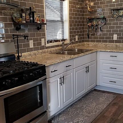 3rd image of 562 Bear Lake Ct