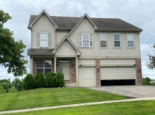 261 W Caldwell Dr, Round Lake, IL 60073