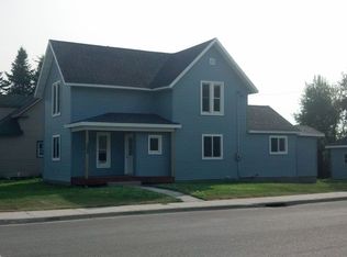 302 S Ash St, Crookston, MN 56716