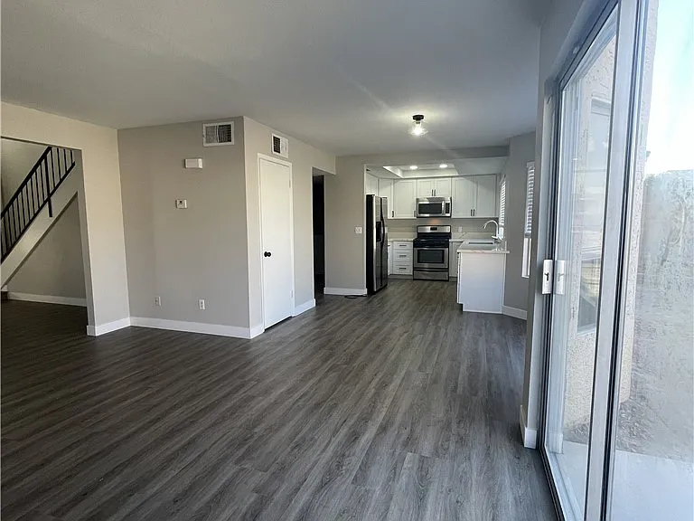 2840 Belleza Ln — Photo 4