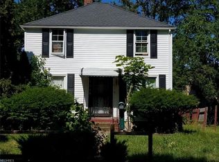 1096 Orlando Ave, Akron, OH
