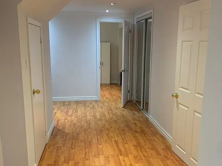 356 Brownridge Dr — Photo 8