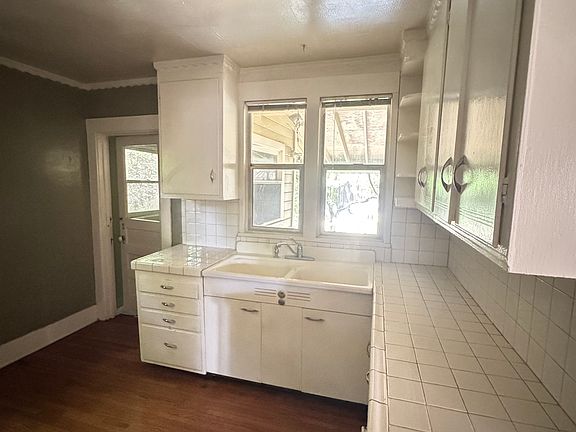 4th image of 4533 U St #1