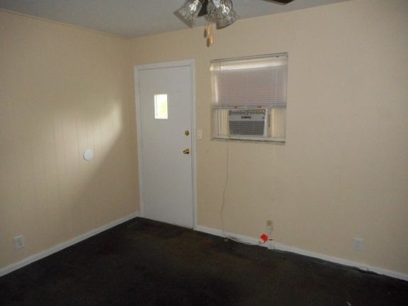 5th image of 2902 Noe Ct