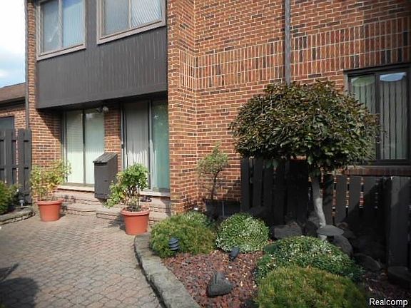 5th image of 5 Kimberly Ln #51
