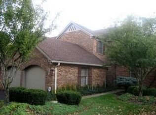 1243 Kenbrook Hills Dr, Upper Arlington, OH 43220