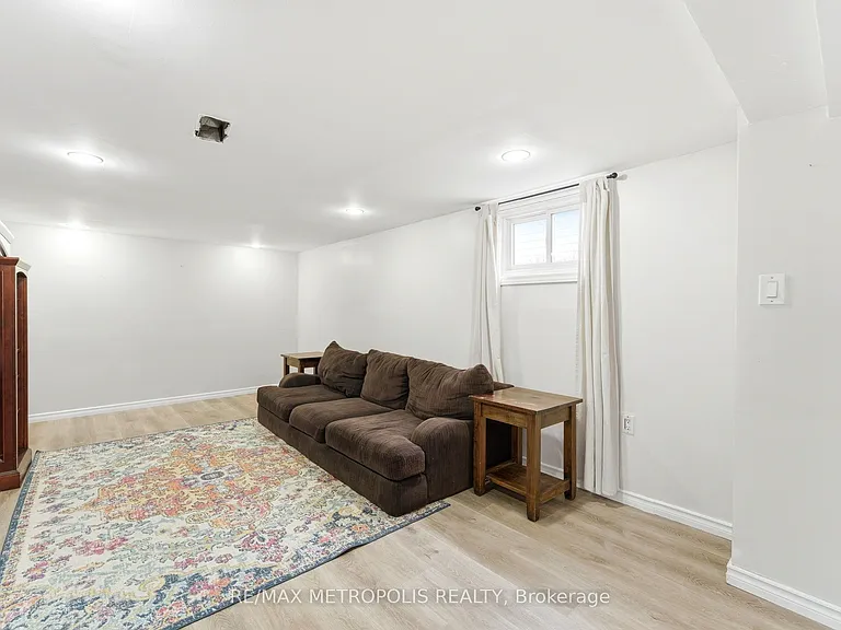 56 Charing Cross St #MAIN BSMT — Photo 23