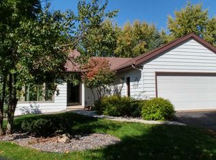 10 Chelsea Ct, Madison, WI 53719