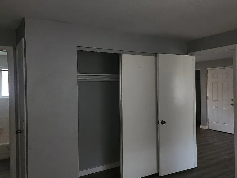 Unit Photo