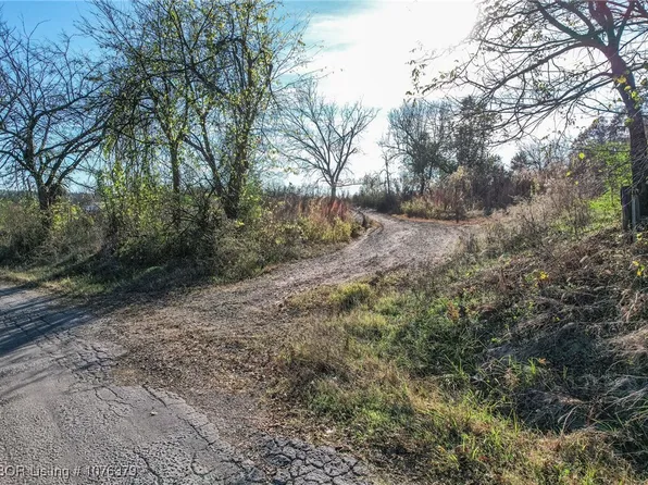 542 Manorcrest Rd, Waldron, AR 72958