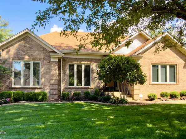 3003 Wooded Meadow Ct, Louisville, KY 40241