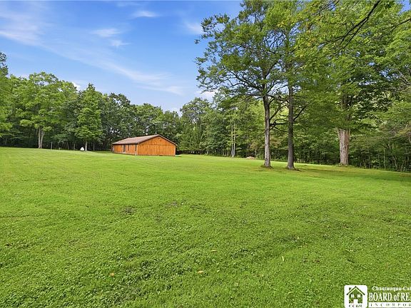 3rd image of 4949 Five Mile Rd