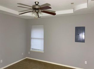 3008 E Diamondhead Ave APT 4, Alton, TX 78573