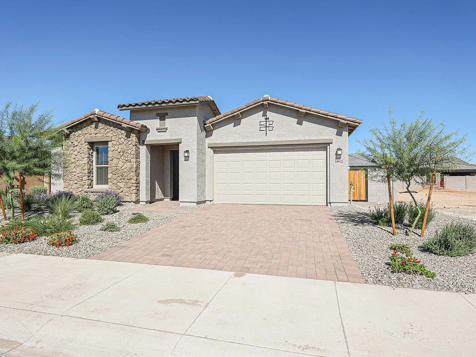 18932 West Ocotillo Road - 1 — Photo 2