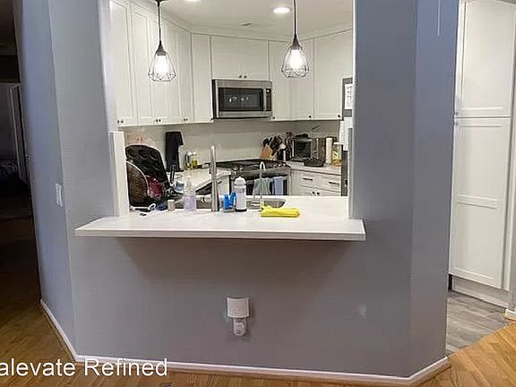 4th image of 11922 Tivoli St #5
