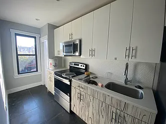 Rented by Premier Metro Realty Corp