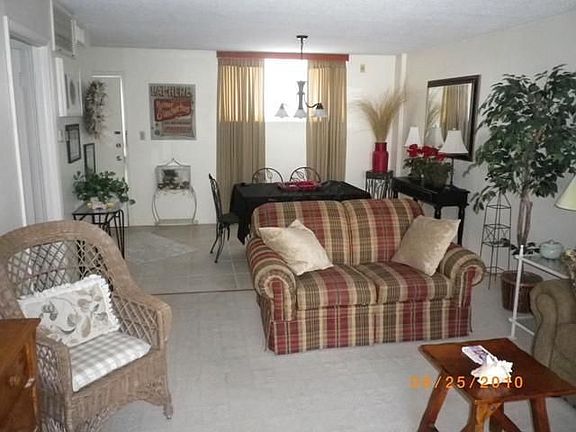2nd image of 2727 N Atlantic Ave APT 202