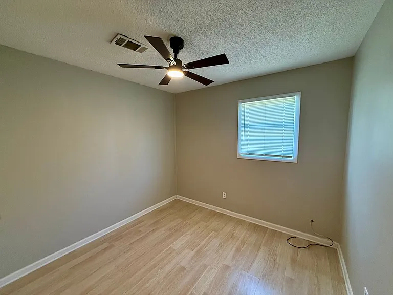 3200 Meador Rd — Photo 13