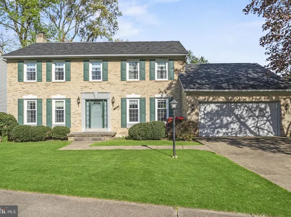 9704 Doulton Ct, Fairfax, VA 22032