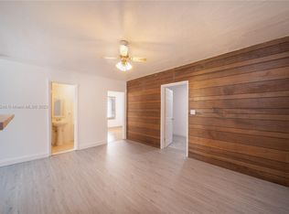 435 SW 33rd Ave #4, Miami, FL 33135