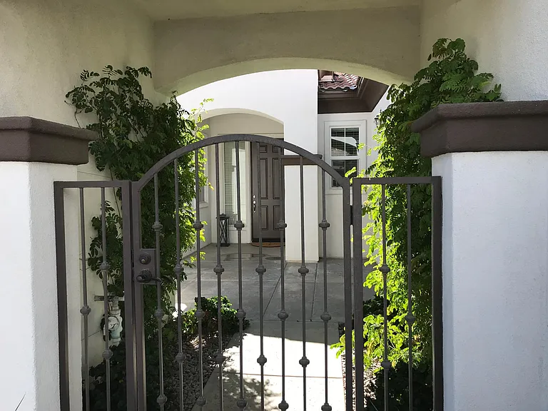 Rubino Ct — Photo 23