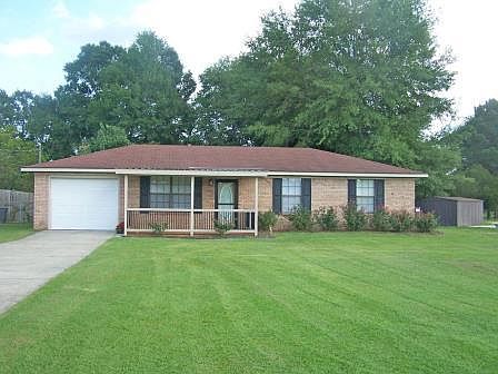 1st image of 12 Deerfield Dr