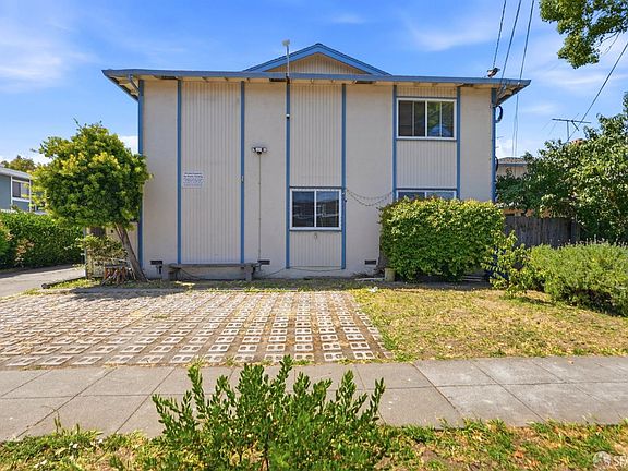 5th image of 2108 Aldengate Way