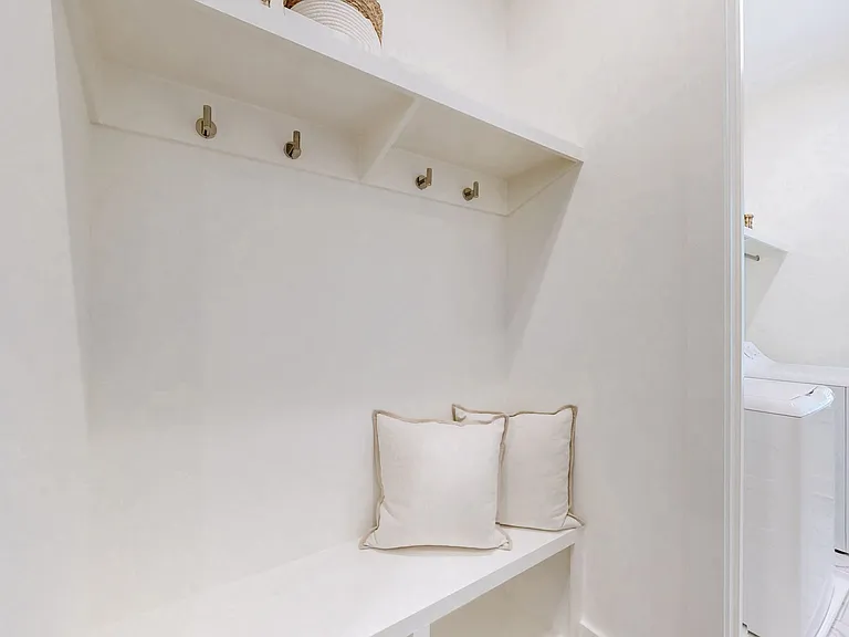 425 Herringbone Ct — Photo 9