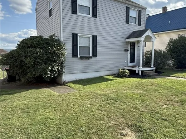 29 E 2nd Ave, Latrobe, PA 15650