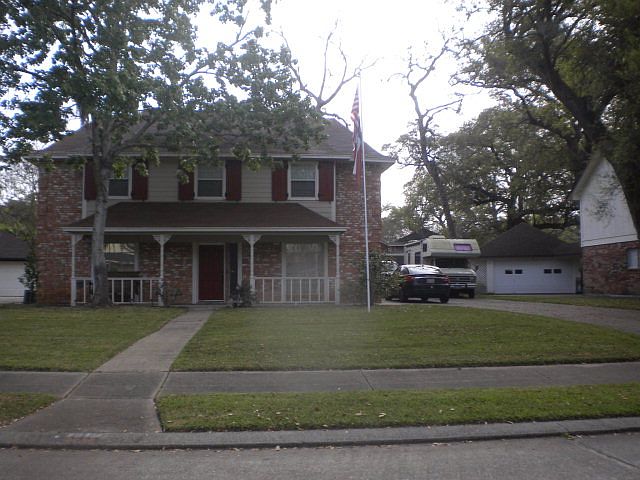 1st image of 318 Huckleberry Dr