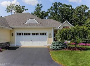 4453 Koinonia Dr NE, Grand Rapids, MI 49525