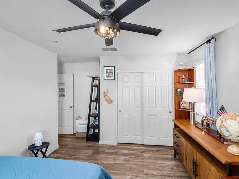4583 Butterfly Ridge Dr — Photo 29
